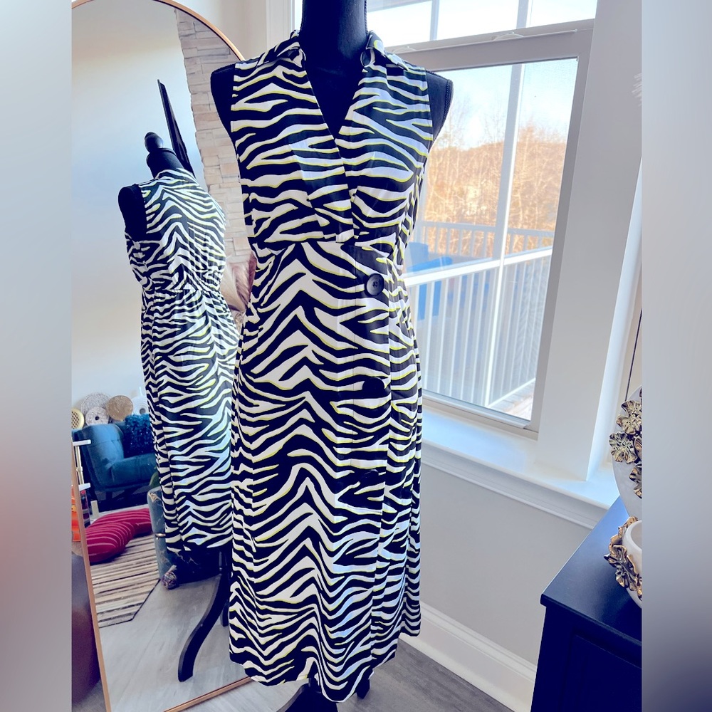 Animal print midi dress
Worthington
Size: XS